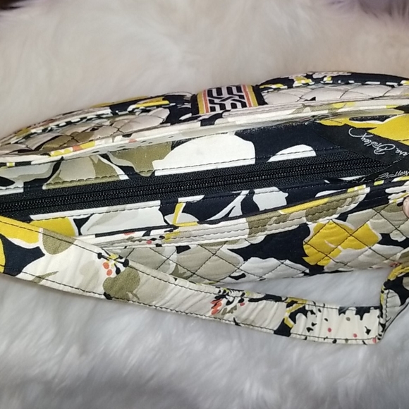 VERY VERA BRADLEY Cassidy & Wallet in Dogwood unique Beautifully clean - Picture 12 of 17